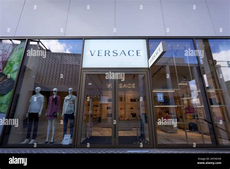 versace outlet stores|is there a versace outlet.